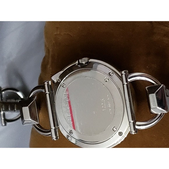 Gucci Chiodo Ladies Diamond Watch With Mother Of Pearl Dial Stainless Quartz - Picture 12 of 12